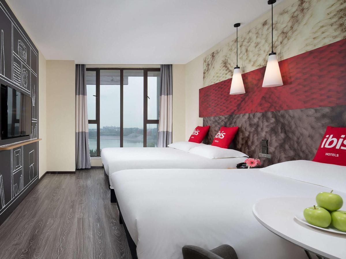 Ibis Hotel Эмэйшань Экстерьер фото